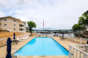 Private Lakefront Condo W/ Boat Slip - Image 3