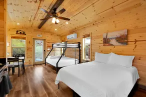 Mt. Lemmon Hotel Village Cabin #4 - Image 5