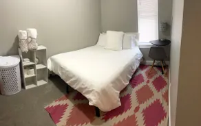 Entire Condo near Downtown/Franklinton - Image 5