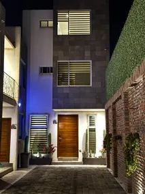 NEW, MODERN HOUSE WITH A VIEW OF LA PEÑA - Image 2