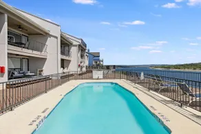 Super Cute Lake Travis Waterfront Condo 105 - Image 4