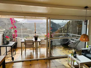 Lovely and private apartment with a large terrace and pool - Image 2