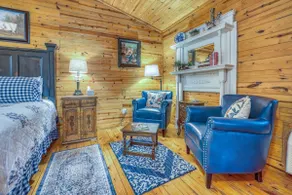 Cozy Luxury Cabin | Couples Escape in the Ozarks - Image 5