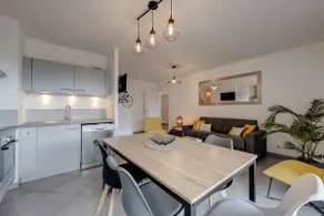 L'Art de Ville - 2 bedroom near the city center terrace and garage - Image 3