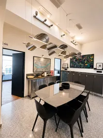 Loft with Outdoor Shower on Top Floor with Terrace - Image 4