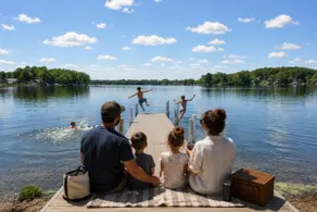Linny's - Private Dock - Lake Access - Firepit - Image 3
