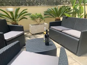 Otranto holiday home with three bedrooms and only a two minute walk to the beach - Image 3