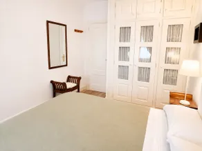 Raquel's Balcony - Image 3