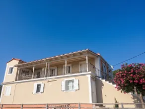 Spacious Apartment with Sea View in Tzamarelata - 90 m² - Image 3