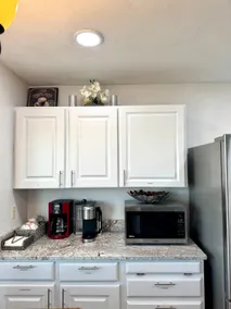 Good natured home with spacious backyard and patio - Image 4