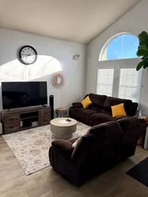 Good natured home with spacious backyard and patio - Image 2