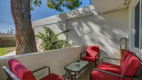 Quiet Arcadia 2 Bdrm Hideaway Location and Charm! - Image 3
