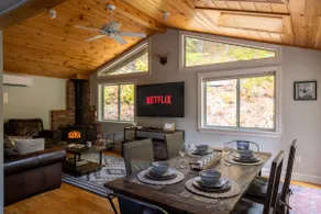 Family Friendly Chalet with Serene Mountain Views - Image 3