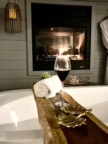 First Kiss Cabin | Romantic | Hot Tub | Fireplace - Image 4