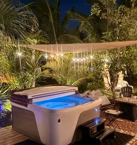 Coastal Vibes, Relaxing Hot Tub Nights - Image 3