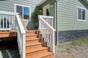 Uniquely Designed Home, Close to ONP, Dogs OK - Image 2