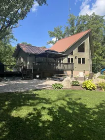 The River House-near Neillsville and Hatfield - Image 2