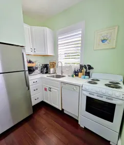 Duval Street Suites full kitchen Old Town with hea - Image 5