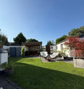 Nice semi-detached house with garden and parking area - Image 3
