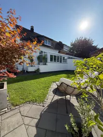 Nice semi-detached house with garden and parking area - Image 2