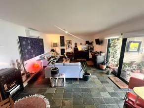 Blissful self contained pet friendly getaway space - Image 5