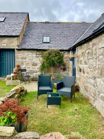 The Old Coo Shed-Nether Tomlea farm, Aberlour. - Image 4