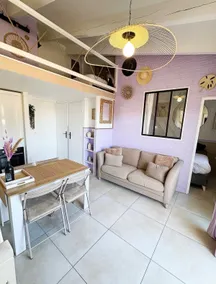 *Lilas* Air conditioning • Swimming pool • Parking • Large balcony - Image 2