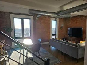 beautiful large sunny penthouse condo apartment - Image 5