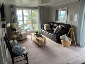 Liddy's Landing- Cozy Oceanview Escape - Image 2
