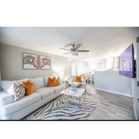 The Designer Magnolia Haven: Work & Relax in Style - Image 4