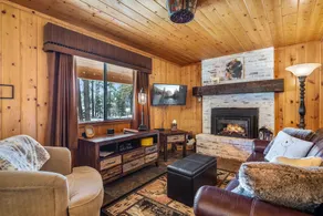 Cowboy Casita (Cabin 102) - Image 3