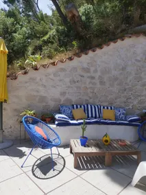 Maison La Bagatelle, panoramic view of the pond - Image 3