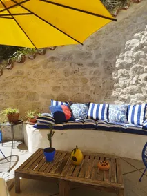 Maison La Bagatelle, panoramic view of the pond - Image 4