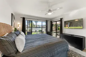 Vos oasis in palm desert - Image 3