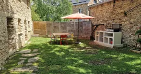 Bienchezmoi12—A Lovely Getaway - Image 2