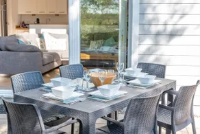Seashells - Three Bedroom House, Sleeps 6 - Image 4