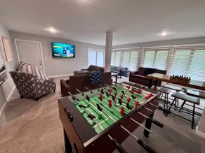 Oasis Lounge #7: Spacious • Foosball • Golf • Yard - Image 2