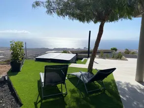 Infinity House. Ocean View hot tub. - Image 2