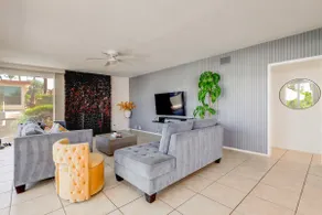 Trendiges Palm Desert Haus mit Patio & Poolzugang - Image 4