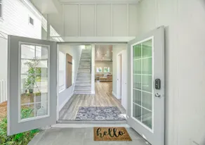 Destin Beach House for 28! Heated pool, grill and walking distance to the beach - Image 3