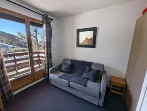 Le Nid Rouge Risoul Balcony & View Ski 100 m - Image 3