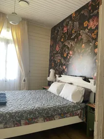 Taree CBD cottage apartments - Image 2