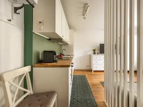Urban Apartments No 4 with Private Parking - Image 4