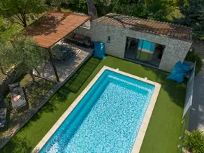 Renovated VILLA and MAZET near the city center - Image 3