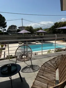 Superb villa with private pool - Image 5