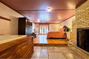 Romantic Suite in Ozark Mountain getaway - Image 3