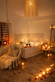 Cottage with private hot tub & sauna - Image 2