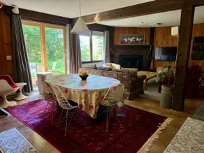 Cozy 3-bedroom home with views of Mt. Mansfield - Image 3