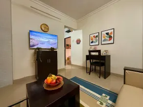 1BHK Home Away From Home In Bandra*Parking* - Image 2