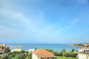 Mary's luxury apartment Elaia 1 - Image 3